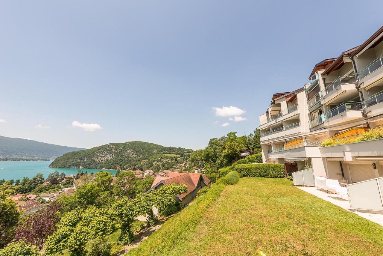 L'Hermitage, spacieux appartement avec vue et piscine by LocationlacAnnecy, LLA Selections Talloires Extérieur photo