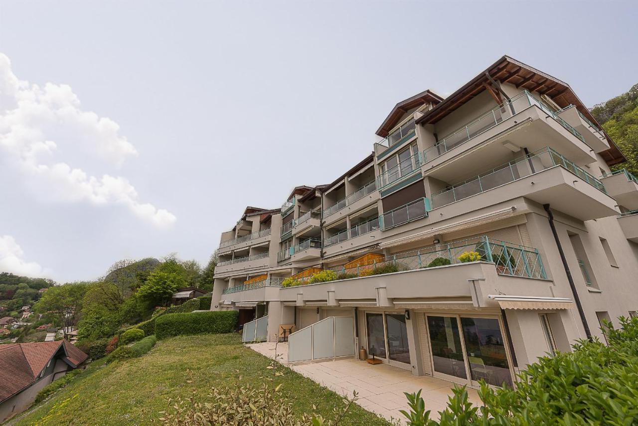 L'Hermitage, spacieux appartement avec vue et piscine by LocationlacAnnecy, LLA Selections Talloires Extérieur photo