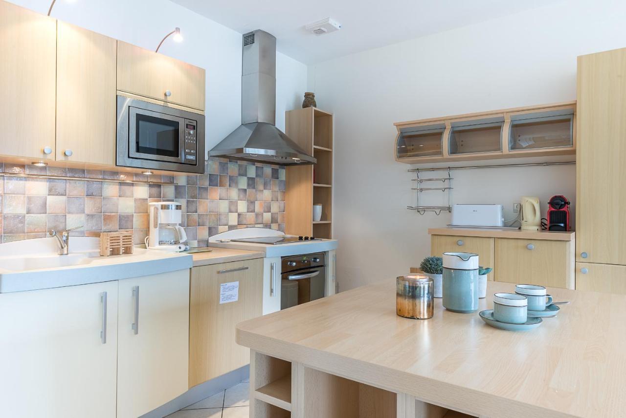 L'Hermitage, spacieux appartement avec vue et piscine by LocationlacAnnecy, LLA Selections Talloires Extérieur photo