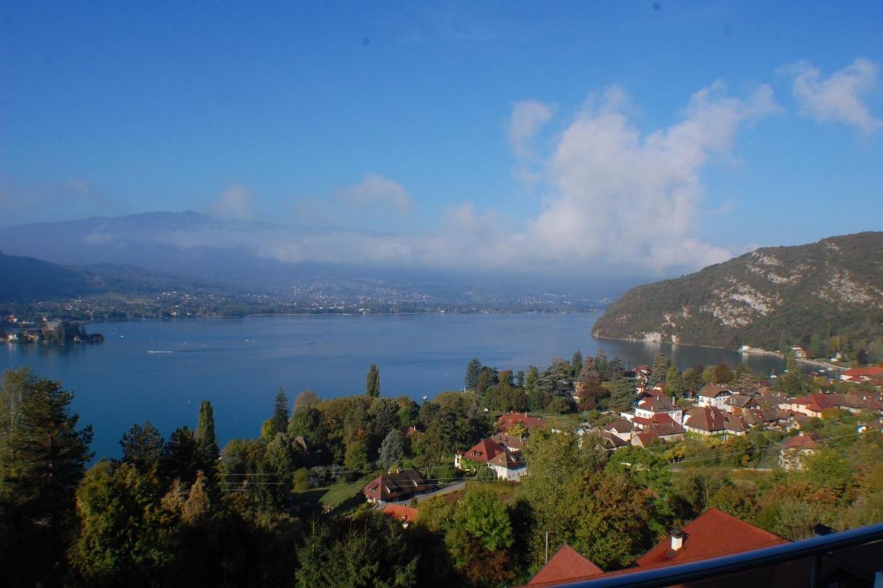 L'Hermitage, spacieux appartement avec vue et piscine by LocationlacAnnecy, LLA Selections Talloires Extérieur photo