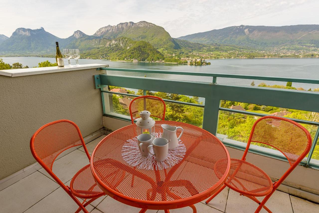 L'Hermitage, spacieux appartement avec vue et piscine by LocationlacAnnecy, LLA Selections Talloires Extérieur photo